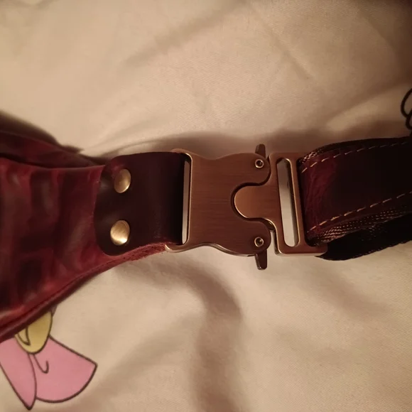 Contacts Brown Leather Waist Bag - Picture 4 of 7